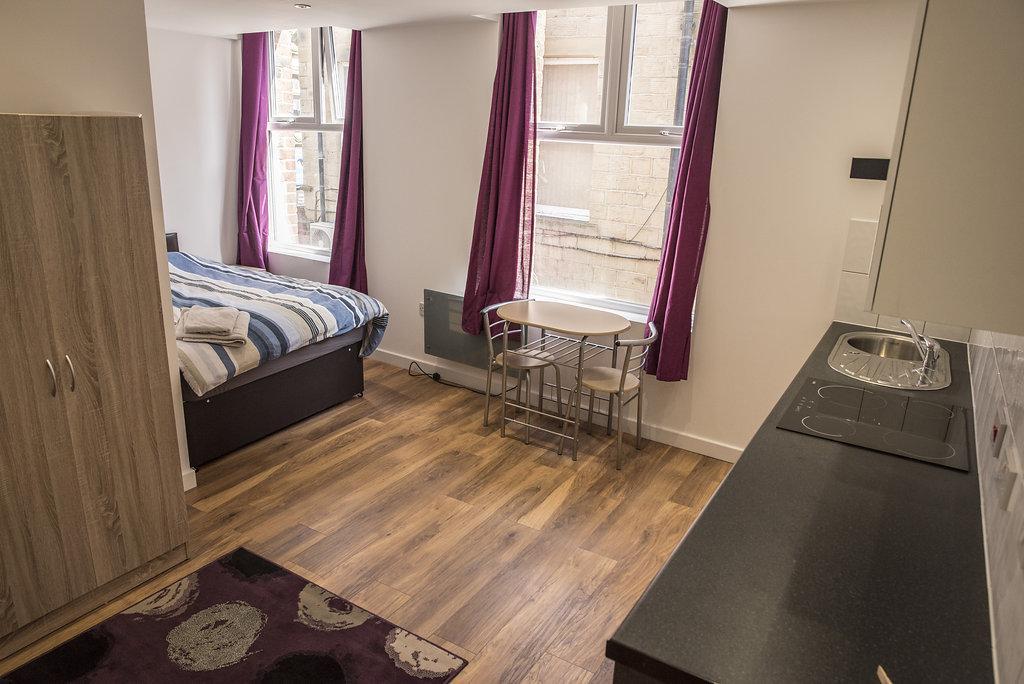 Town Centre Apartments Dewsbury Exterior photo